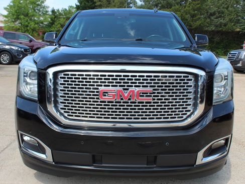 Used 2015 GMC Yukon XL Denali w/ Touring Package image 9
