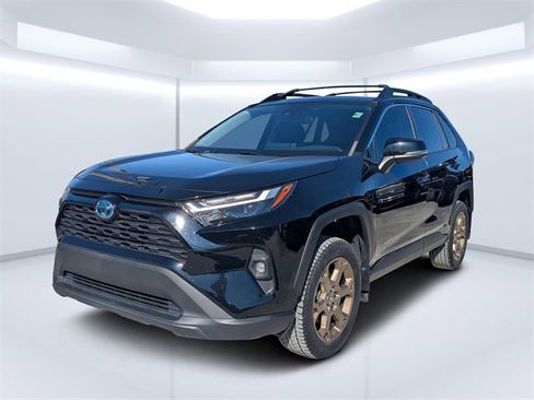 Used 2023 Toyota RAV4 AWD Hybrid image 7