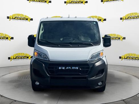 Used 2025 RAM ProMaster 2500 w/ Convenience Group FWD image 8