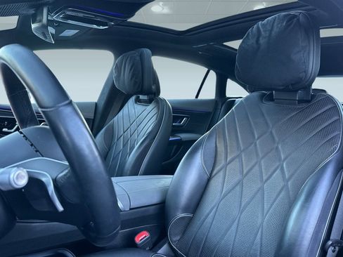 Certified 2022 Mercedes-Benz EQS 580 4MATIC Sedan image 15