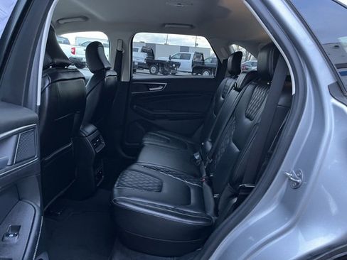 Used 2024 Ford Edge Titanium image 28