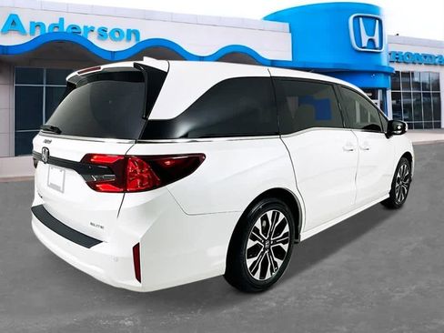 New 2026 Honda Odyssey Elite image 5