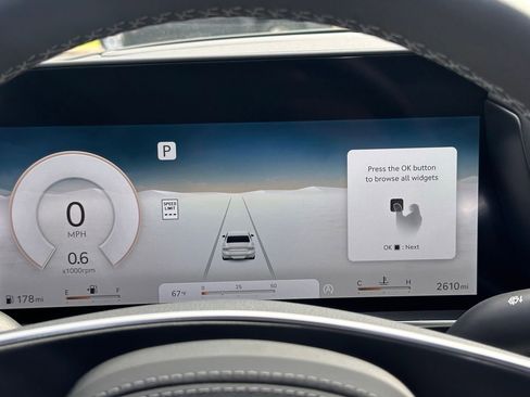 Used 2025 Genesis G90 3.5T image 33