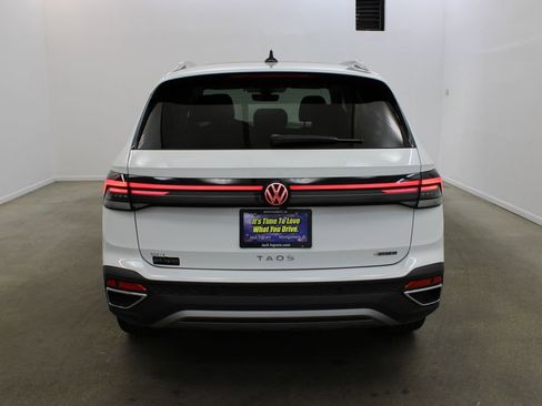 New 2026 Volkswagen Taos SEL AWD/4WD image 4