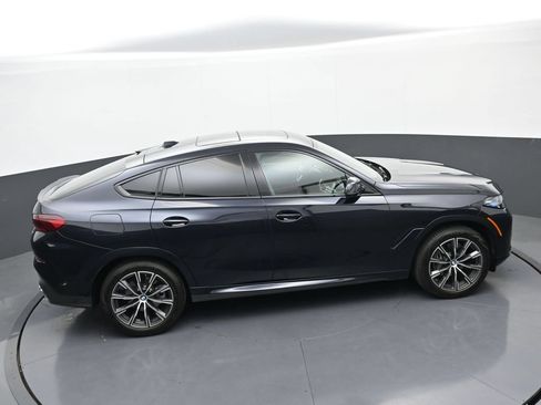 Used 2026 BMW X6 xDrive40i AWD/4WD image 37