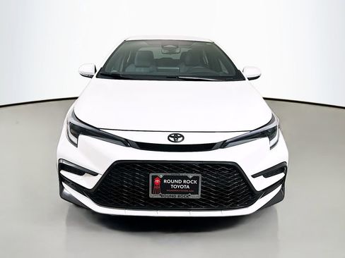 Used 2025 Toyota Corolla SE image 8