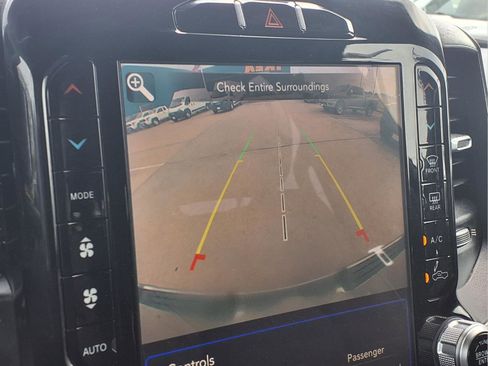 Used 2019 RAM 1500 Limited w/ Body Color Bumper Group image 18