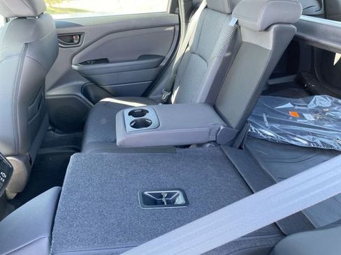 Used 2026 Subaru Forester Premium AWD/4WD image 14