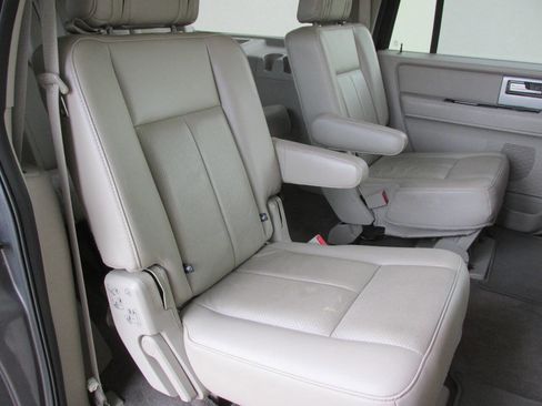 Used 2014 Ford Expedition EL Limited image 25