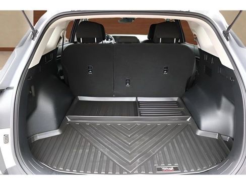 Used 2023 Kia Sportage LX image 16