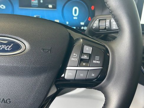 Used 2024 Ford Escape SE w/ PHEV Premium Package FWD image 40