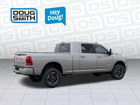 New 2026 RAM 3500 Laramie AWD/4WD image 4