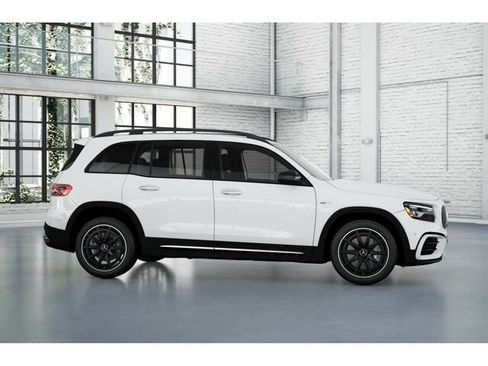 New 2026 Mercedes-Benz GLB 35 AMG 4MATIC image 16