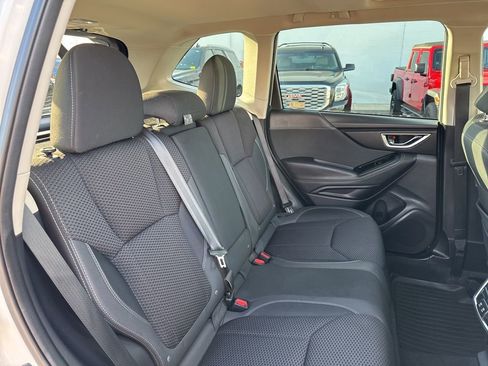 Used 2024 Subaru Forester Premium image 25