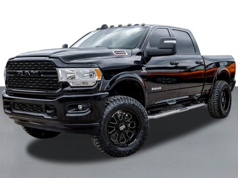 Used 2024 RAM 2500 Big Horn AWD/4WD image 5