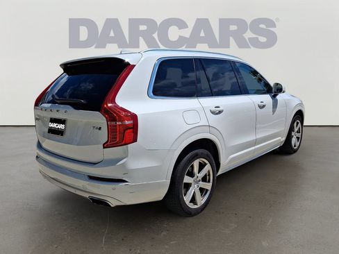 Used 2021 Volvo XC90 T6 Momentum AWD/4WD image 5