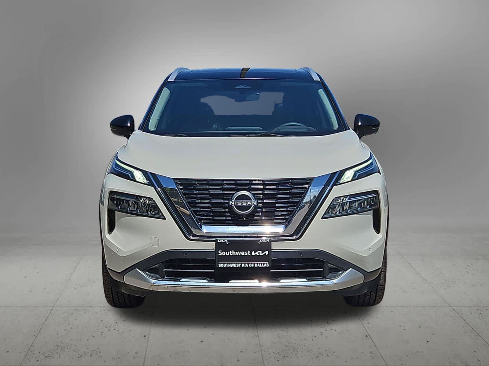 Used 2023 Nissan Rogue Platinum w/ Platinum Premium Package FWD image 8