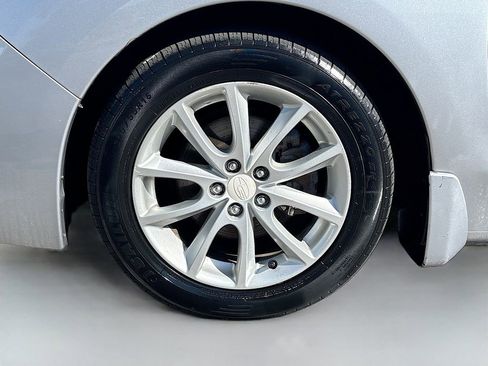 Used 2014 Subaru Impreza 2.0i Premium w/ All-Weather Package w/CVT AWD/4WD image 27