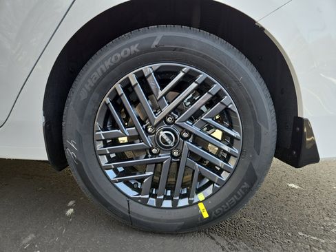 New 2026 Nissan Sentra SV w/ SV Convenience Package image 9