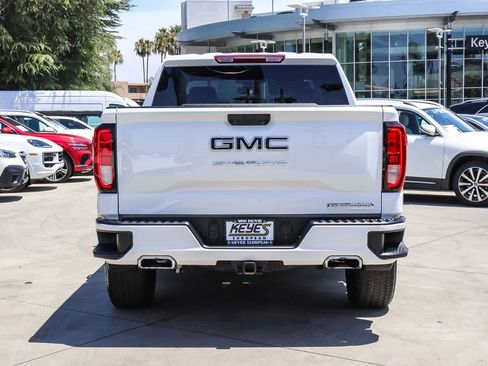 Used 2024 GMC Sierra 1500 Elevation w/ LPO, Elevation Black Package AWD/4WD image 3