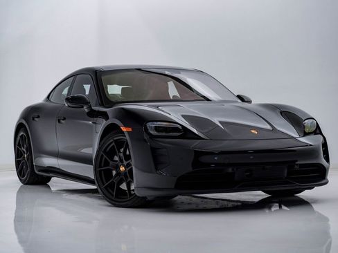 Certified 2023 Porsche Taycan GTS image 8