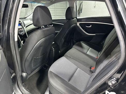 Used 2014 Hyundai Elantra GT FWD image 25