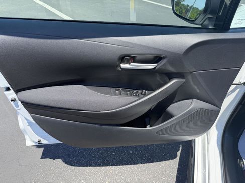Used 2026 Toyota Corolla SE FWD image 10