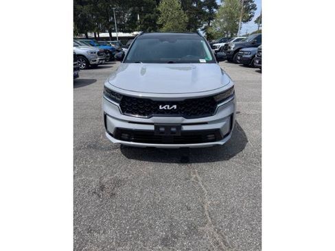 Used 2022 Kia Sorento SX FWD image 2