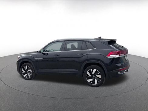 Used 2025 Volkswagen Atlas Cross Sport SE image 10