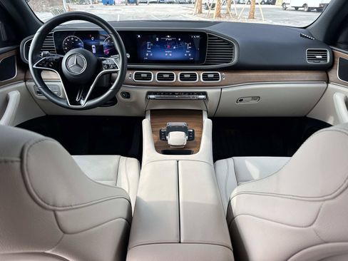 Certified 2025 Mercedes-Benz GLE 350 4MATIC image 16