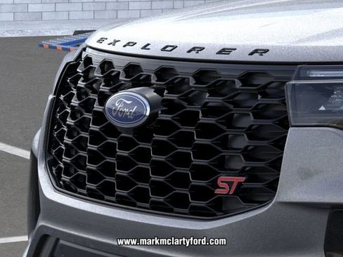 New 2026 Ford Explorer ST RWD image 17