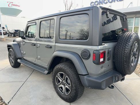 Used 2018 Jeep Wrangler Unlimited Sport S image 8
