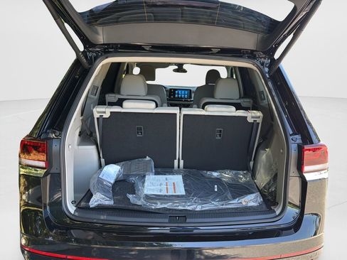 New 2026 Volkswagen Atlas SEL Premium R-Line AWD/4WD image 9