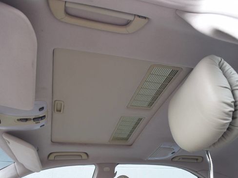 Used 2001 Mercedes-Benz S 500 image 35