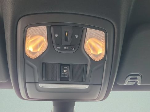 Used 2019 RAM 1500 Big Horn RWD image 17