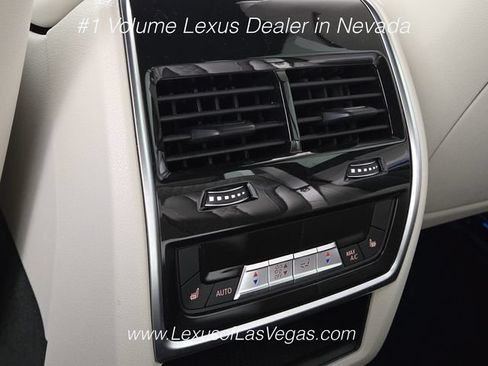 Used 2023 BMW X5 xDrive45e w/ Executive Package AWD/4WD image 18