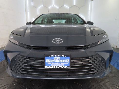 Used 2025 Toyota Camry LE FWD image 2