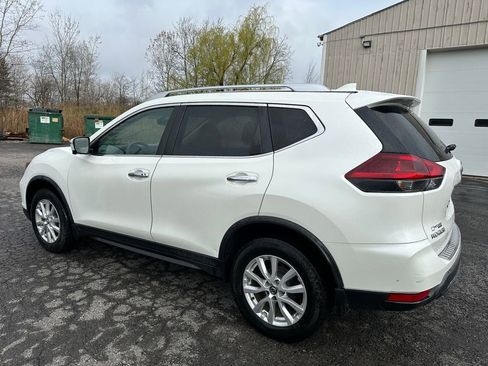 Used 2018 Nissan Rogue SV w/ Premium Package AWD/4WD image 15