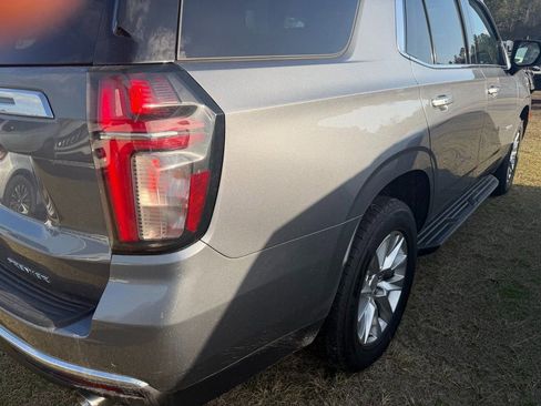 Used 2021 Chevrolet Tahoe Premier w/ Premium Package image 4