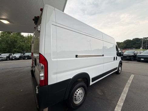 Used 2025 RAM ProMaster 2500 w/ Convenience Group FWD image 5