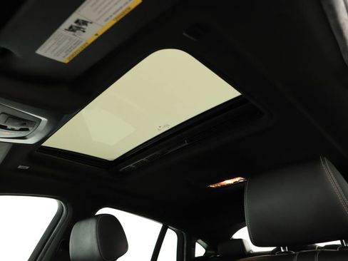 Used 2018 BMW X4 M40i image 27