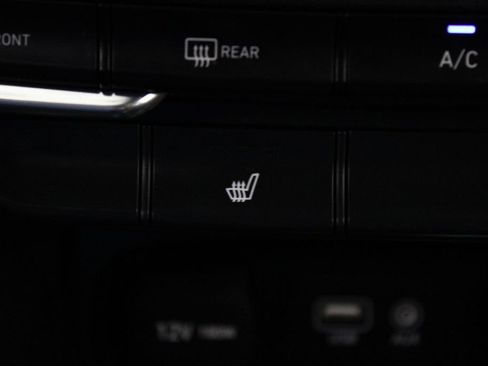 Used 2019 Hyundai Santa Fe SEL FWD image 26