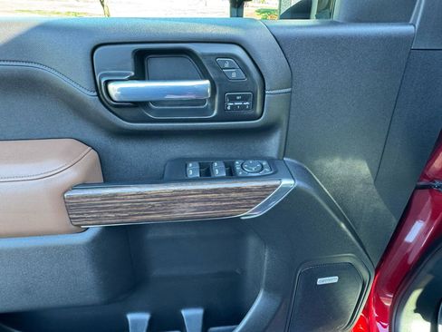 Used 2022 Chevrolet Silverado 2500 High Country w/ Z71 Off-Road Package image 26