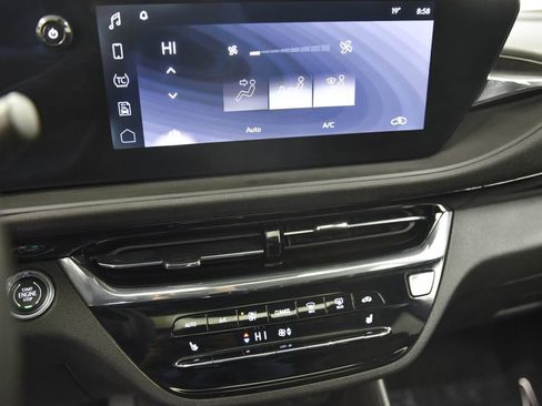 Used 2025 Buick Envista Avenir image 22