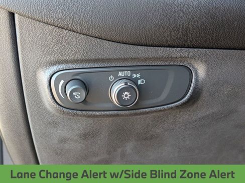 Used 2022 Chevrolet Equinox LT FWD image 15