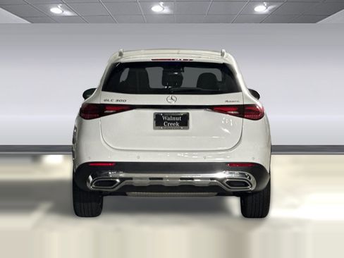 Used 2026 Mercedes-Benz GLC 300 4MATIC image 9