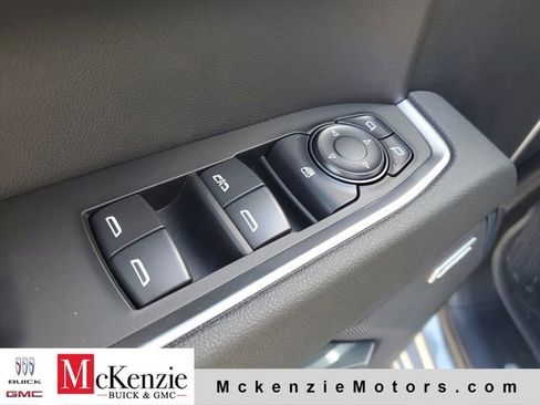 New 2026 GMC Sierra 1500 Elevation w/ Elevation Premium Package AWD/4WD image 9