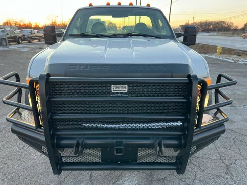 Used 2008 Ford F550 4x4 Regular Cab Super Duty image 19