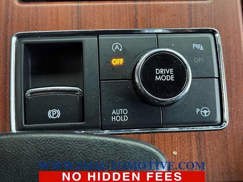 Used 2021 Lincoln Navigator Reserve AWD/4WD image 38