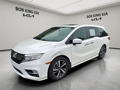 Used 2018 Honda Odyssey Elite